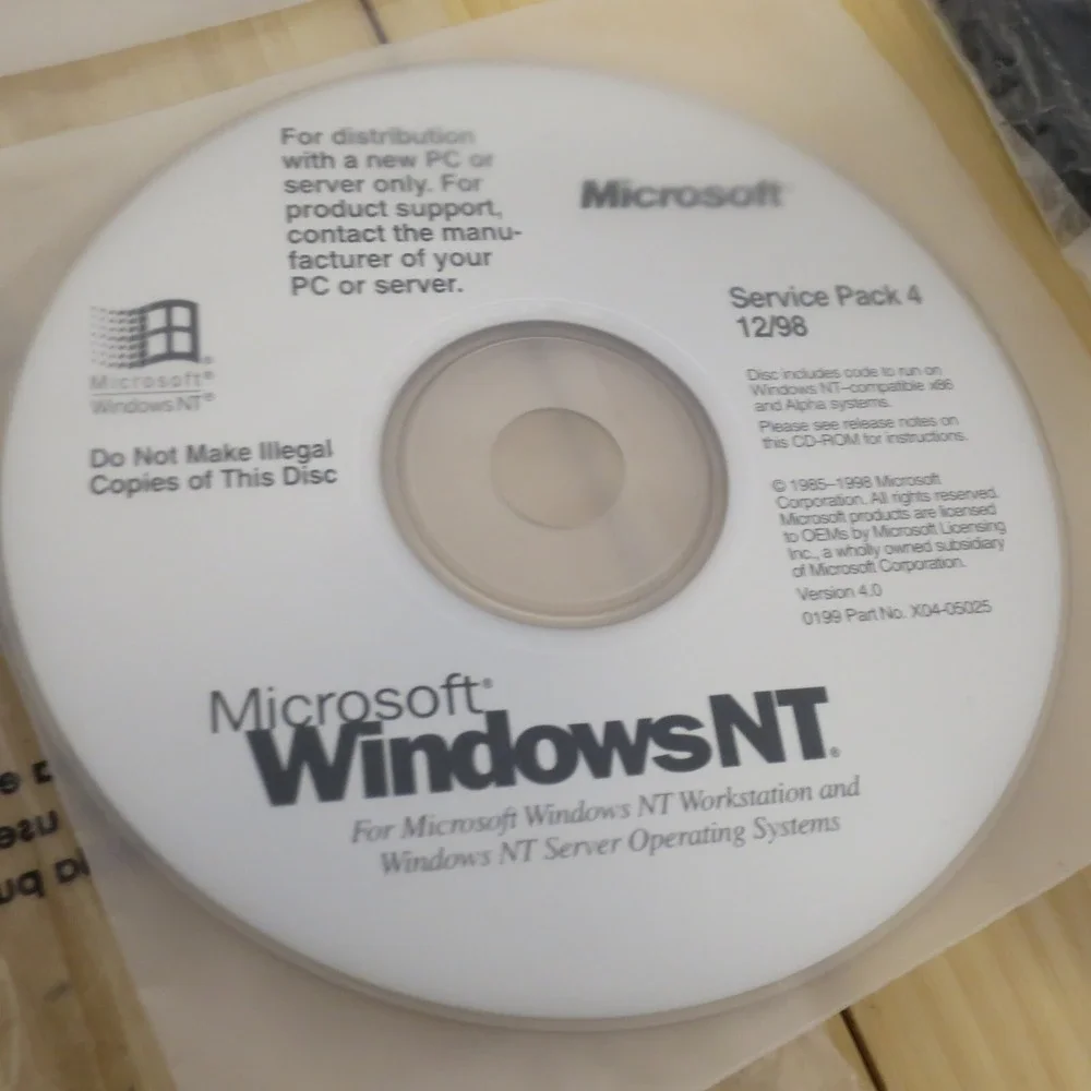 Microsoft Windows‎ NT Workstation 4.0 SP4 CD-ROM, 3.5 Floppies, Manual & COA 02